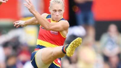 Inaccurate Crows still unbeaten in AFLW
