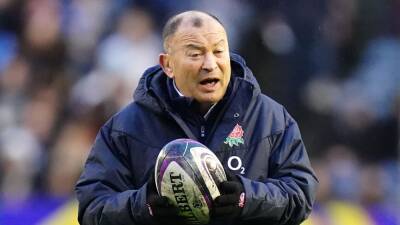Eddie Jones takes the blame for tactical decisions after Scotland loss
