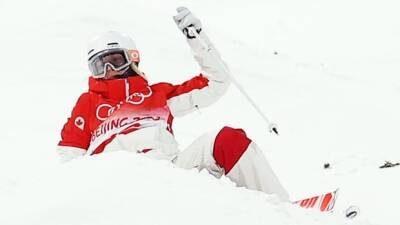 Chloé Dufour-Lapointe places 9th in Olympic moguls after sister, teammate crash out