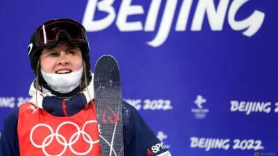 Freestyle skiing-China-born US skier Owens wins over viewers