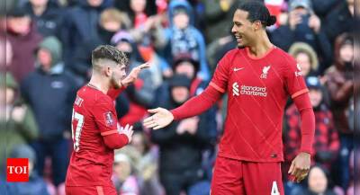 Elliott makes goalscoring return as Liverpool see off Cardiff