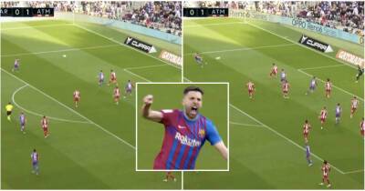 Barcelona v Atletico: Jordi Alba equalises with stunning volley