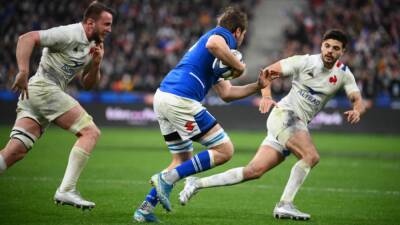 Anthony Jelonch - Damian Penaud - Tommaso Menoncello - France beat Italy 37-10 in Six Nations with hat-trick hero Villiere - france24.com - Britain - France - Italy - Scotland - Ireland -  Paris -  Rome