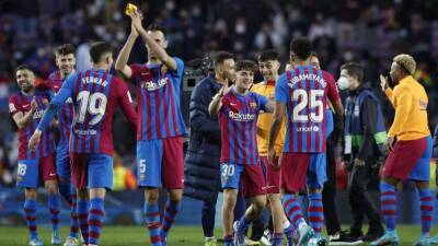 Aprobados y suspensos del Barcelona contra el Atlético: cuatro ases para la gloria: Adama, Alves, Alba y Araújo