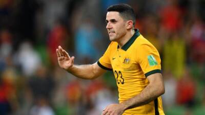 Ange's Celtic still top after Rogic double