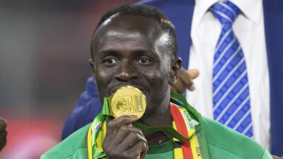 Africa Cup of Nations: Jay-Jay Okocha says Sadio Mane risked his life taking the match-winning penalty against Egypt