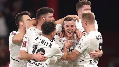 10 non-league clubs to reach FA Cup fifth round after Boreham Wood’s heroics - bt.com - Britain - Manchester -  Lincoln - county Bradford - county Park