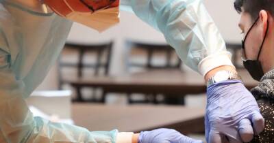 Mum describes week-long side effects after four children given vaccine overdose - manchestereveningnews.co.uk - Scotland - county Centre