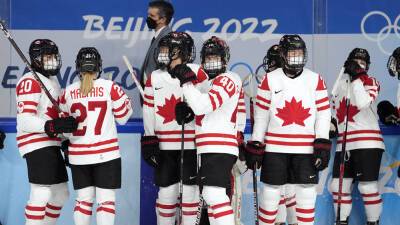 Canada, ROC women mask up on Olympic ice amid COVID concerns