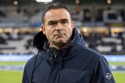 Arsenal legend Overmars quits Ajax over 'inappropriate' messages to female colleagues