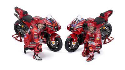 Francesco Bagnaia - MotoGP : Ducati sueña con el título 15 años después del de Stoner - en.as.com