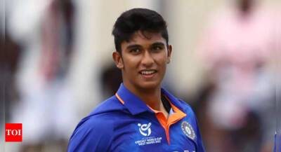 U19 WC Heroes: Maharashtra Police's ATS officer watching son Kaushal Tambe fulfill his cherished dream - timesofindia.indiatimes.com - India -  Mumbai