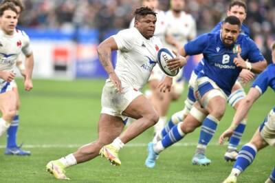 France centre Danty out of Ireland game