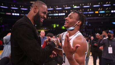 Rumor: LeBron James could leave Lakers to play with son Bronny James - nbcsports.com - Los Angeles