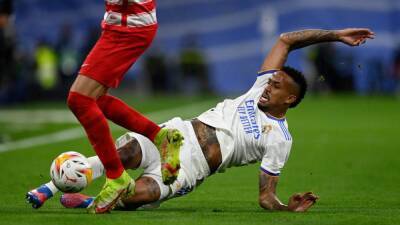 parís saint Germain - Militao sigue inmune a la fatiga - en.as.com -  Santos - Madrid -  Santiago