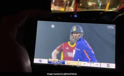 Rohit Sharma - Deepak Hooda - Irfan Pathan - Former India All-Rounder Watches Deepak Hooda's ODI Debut While Stuck In Traffic. See Pic - sports.ndtv.com - Washington - India -  Ahmedabad