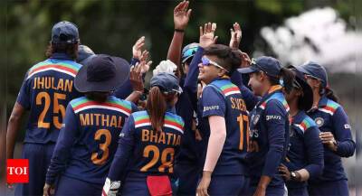 Harmanpreet Kaur - Mithali Raj - With focus firmly on ODI World Cup, India begin NZ series with one-off T20 - timesofindia.indiatimes.com - India -  Queenstown