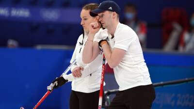 Bruce Mouat and Jennifer Dodds suffer heavy defeat in bronze medal match