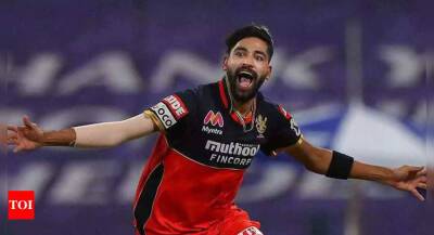 Virat Kohli - Mohammed Siraj - Was asked to quit cricket and drive auto after 2019 IPL: Mohammed Siraj - timesofindia.indiatimes.com - India -  Kolkata -  Bangalore