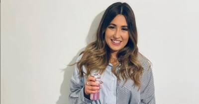 Holly Willoughby - Gogglebox's Sophie Sandiford looks 'gorgeous' as she's teased by co-star brother and famous uncle - manchestereveningnews.co.uk - Jamaica