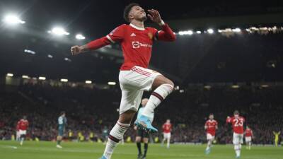 Paris Saint-Germain - Manchester United top Europe's net spending table over past 10 years - in pictures - thenationalnews.com - Manchester - Spain