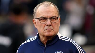 Marcelo Bielsa defends use of Leeds forwards in absence of Patrick Bamford