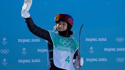 Eileen Gu - Eileen Gu breaks Chinese social media after winning Winter Olympics gold - abc.net.au - France - Usa - China - Beijing