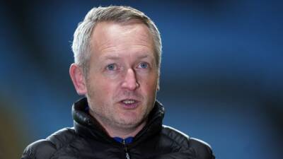 Neil Critchley - Viktor Gyokeres - Ian Maatsen - Mark Robins - Gustavo Hamer - Championship - Neil Critchley likes the look of Coventry - bt.com - county Owen -  Coventry - Blackpool