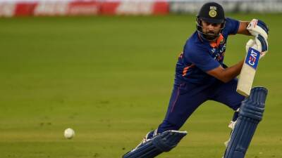 India vs West Indies 2nd ODI Live Score: India Captain Rohit Sharma Out Cheaply After WI Opt To Bowl