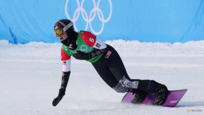 Lindsey Jacobellis - Snowboarding: Jacobellis earns first US gold and long-awaited redemption - channelnewsasia.com - France - Usa - Canada - Beijing