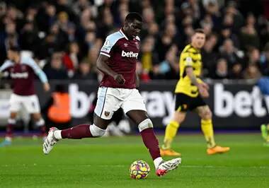 Kurt Zouma Brutally Mocked With Savage Chant After Cat Kicking Video - sportbible.com - Manchester - Scotland