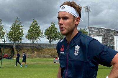 Strauss says West Indies axe not the 'end' for Anderson, Broad