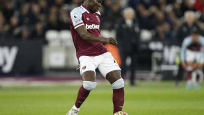 David Moyes - Kurt Zouma - Backlash against cat-kicking Zouma growing - 7news.com.au - Florida