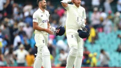 Anderson, Broad told: 'Fire up for summer'
