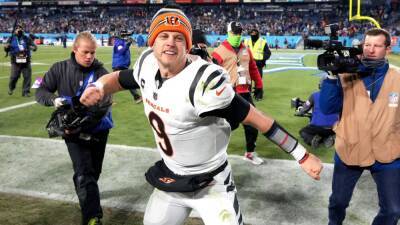 Super Bowl 2022 - Cincinnati Bengals quarterback Joe Burrow surprises former high school coach with tickets