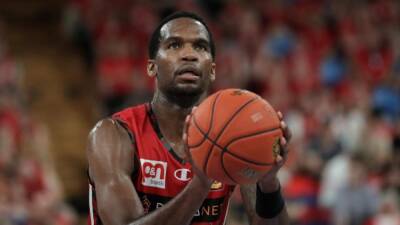 Tough Law helps Perth to NBL win