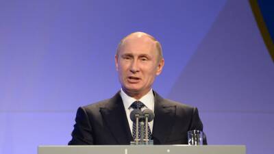 Vladimir Putin - World Taekwondo revokes Vladimir Putin's honorary black belt - thenationalnews.com - Russia - Ukraine -  Moscow - Belarus -  Seoul