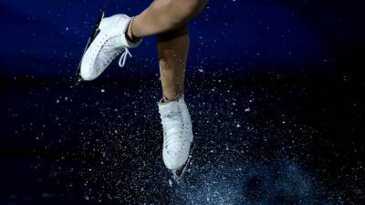 Isu - Russian, Belarusian skaters banned by international governing body following invasion of Ukraine - abc.net.au - Russia - Ukraine - Belarus