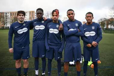 A Club Dubbed 'The Worst Football Team In Britain' Has Been Sponsored By Specsavers