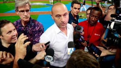 Derek Jeter - Derek Jeter steps down as Miami Marlins CEO - edition.cnn.com - Usa - county Miami - county Sterling - county Wayne - county St. Louis