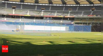 Mumbai teen attempts record for longest batting, stays at crease for over 72 hours - timesofindia.indiatimes.com -  Mumbai