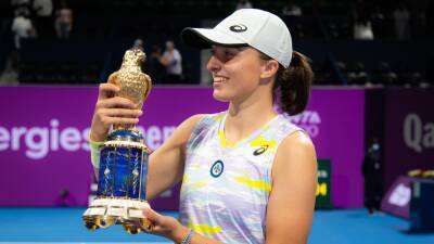 Iga Swiatek wants to ‘drive car, not party’ after winning Qatar Open and rising to No 4 in WTA rankings