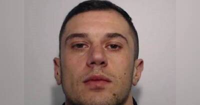 Police hunting for Rochdale man they want to speak to over assault, criminal damage and malicious communications - manchestereveningnews.co.uk - Britain