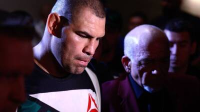 Cain Velasquez, former UFC heavyweight champion, arrested on attempted murder charge