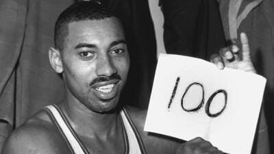 Devin Booker - Damian Lillard - After 60 years, Wilt’s 100 remains untouchable - tsn.ca - New York - Los Angeles - state Pennsylvania - county Baylor