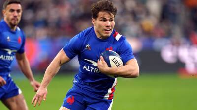 Wayne Pivac - Antoine Dupont - Les Bleus - Warren Gatland - Wales coach Wayne Pivac plots way to contain ‘world-class’ Antoine Dupont - bt.com - France -  Paris