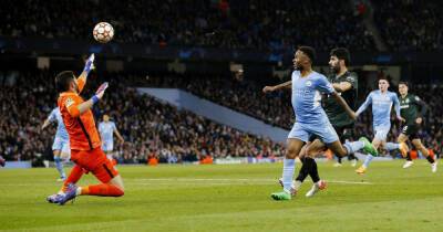 Soccer-Man City sail through to last eight after Sporting stalemate