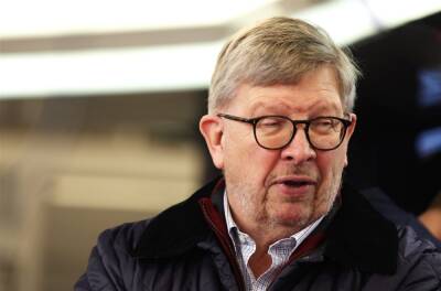 Ross Brawn reacts as Mercedes cause a storm with new car design - givemesport.com - Bahrain