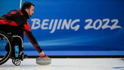 Paralympic wake-up call: Last-shot win helps Canada to wheelchair curling semifinals - cbc.ca - Britain - Sweden - Switzerland - Usa - Canada - Norway - China - Beijing - Estonia - Latvia - South Korea - Slovakia