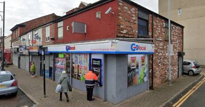 Off-licence barred from alcohol sales after boss 'hid' illegal cigarettes from officials - manchestereveningnews.co.uk